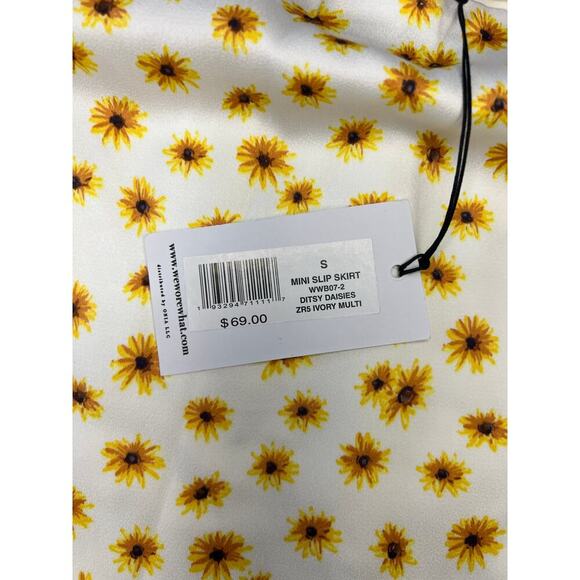 WeWoreWhat Mini Slip Skirt "Ditsy Daisies" Ditsy floral Fairycore Festival - Picture 6 of 9